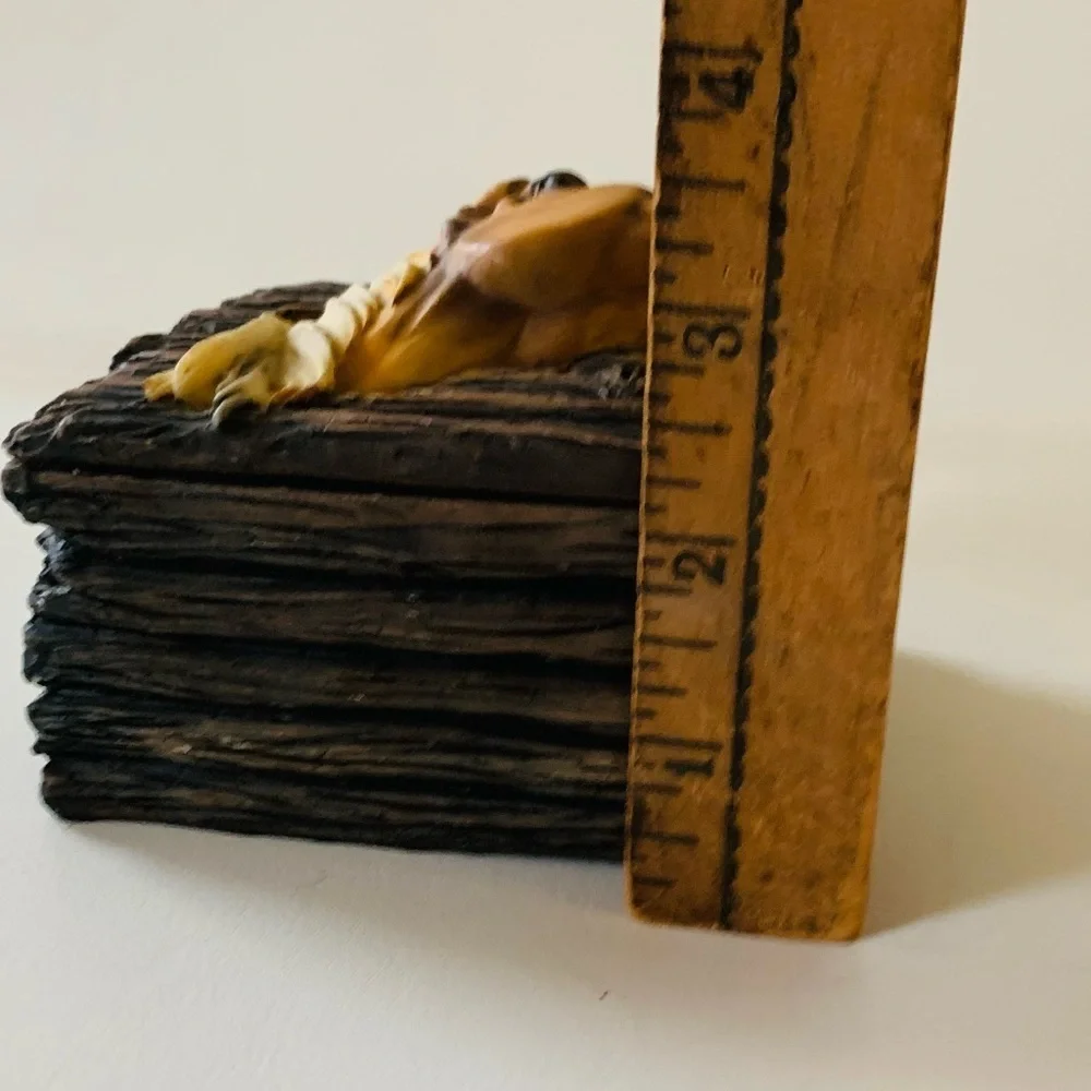 Trinket box